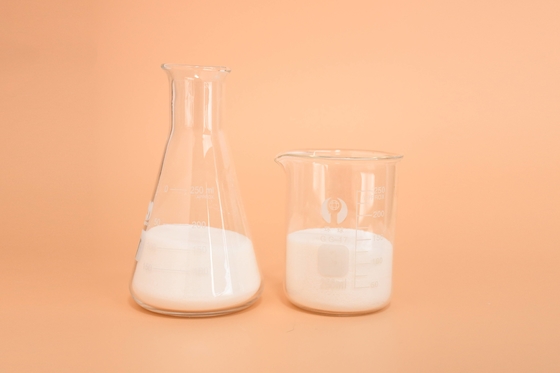 Milky White E471 Food Emulsifier غير مشبع أحادي الجليسريد المقطر GMS