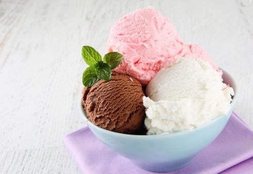 مستحلب الصوديوم Stearoyl Lactylate SSL E481 Sodium Stearoyl-2-Lactylate Food Emulsifier